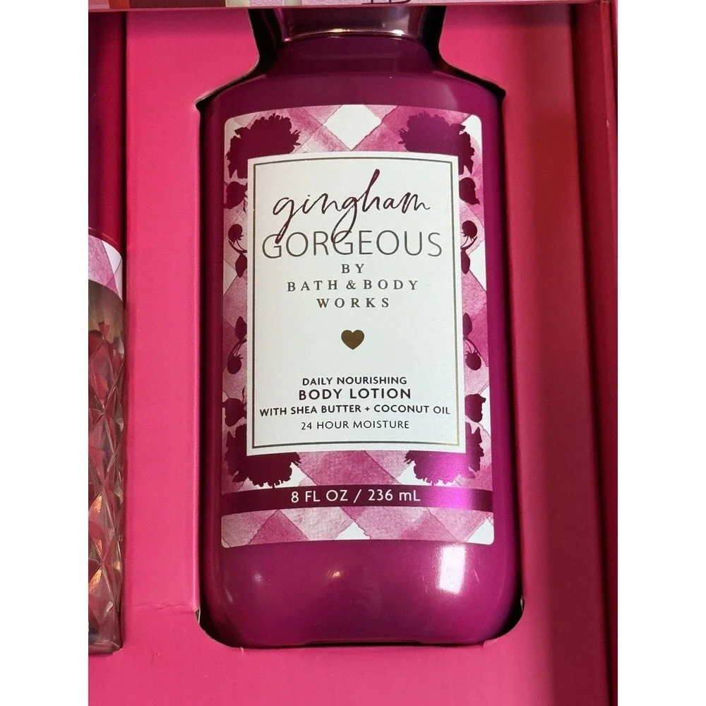 Gingham Gorgeous Bath and Body Works Holiday Gift Set Body Wash, Mist And Lotion - Picture 4 of 8